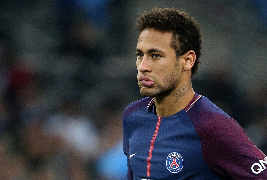 哀悼，切尔西功勋后卫马文-欣顿去世，享年85岁