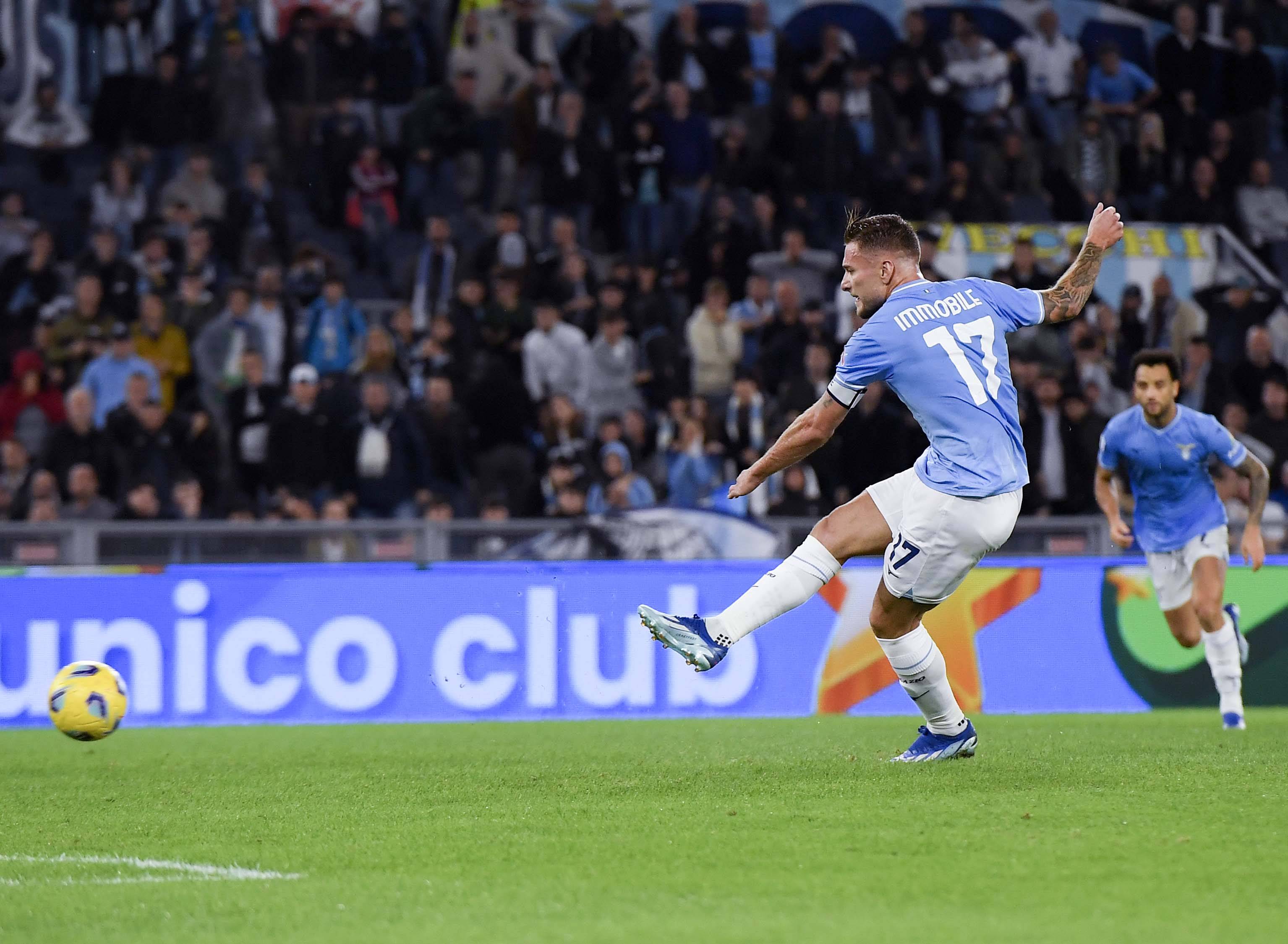 国乒香港训练！王楚钦一身黄好亮眼，莎莎苦练反手，陈幸同回归