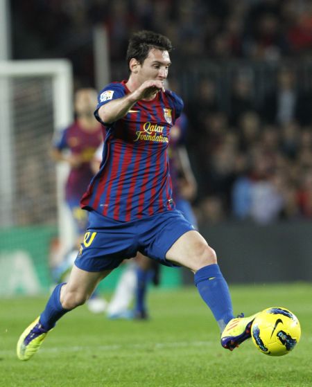 西班牙人上轮客场1-0击败塞尔塔，斩获赛季7连胜，暂列西甲第6，距离降级区仅12分。