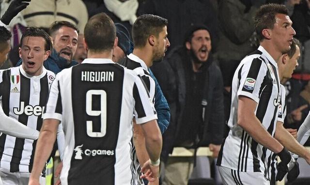 尤尔曼德：药厂的表现太差了；格里马尔多带着伤从国家队回来