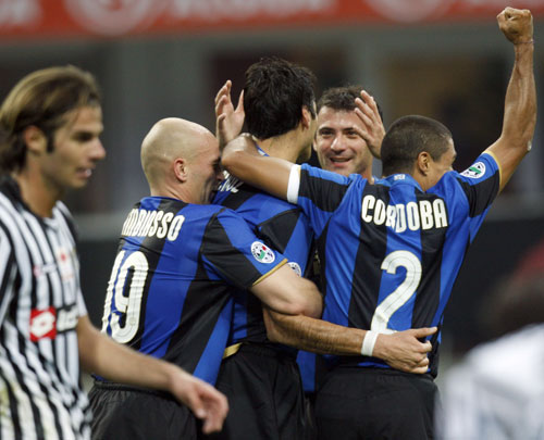 向余望谈冲超：感谢球迷和教练团队这一年的努力，我们做到了