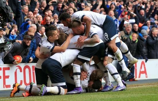 铁锤帮新援威尔逊曾嘲讽自己的新东家，签约后遭到球迷调侃