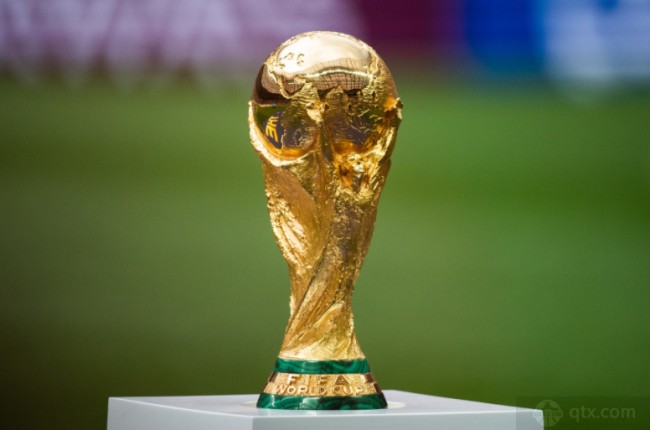 欧冠战报：里奥斯传射巴雷罗破门，本菲卡2-0完胜那不勒斯